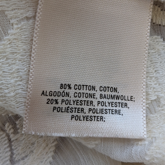 ANTHROPOLOGIE LACE FLORAL HANDKERCHIEF HEM TOP - Picture 9 of 10